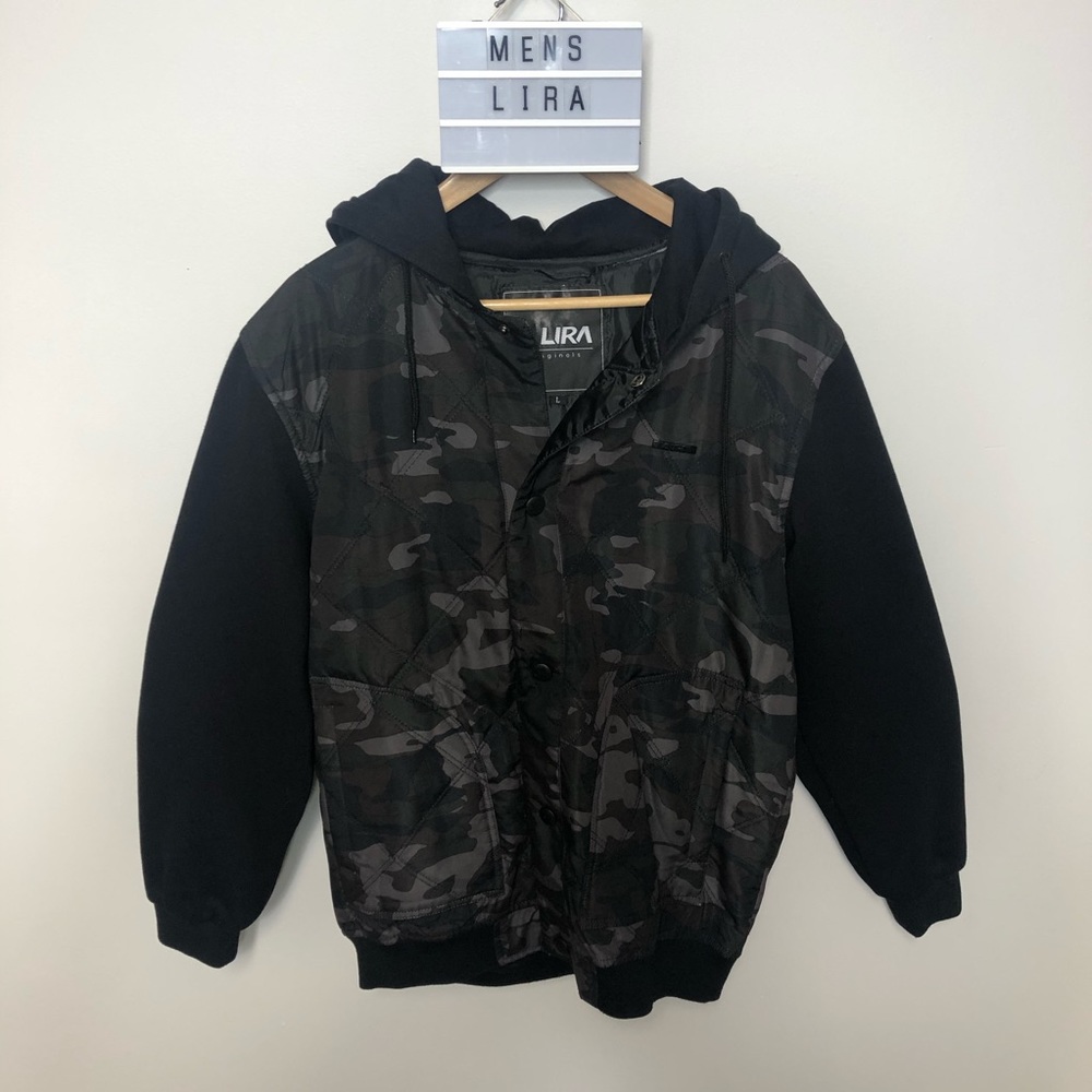 Lira Men’s Camoflage Jacket